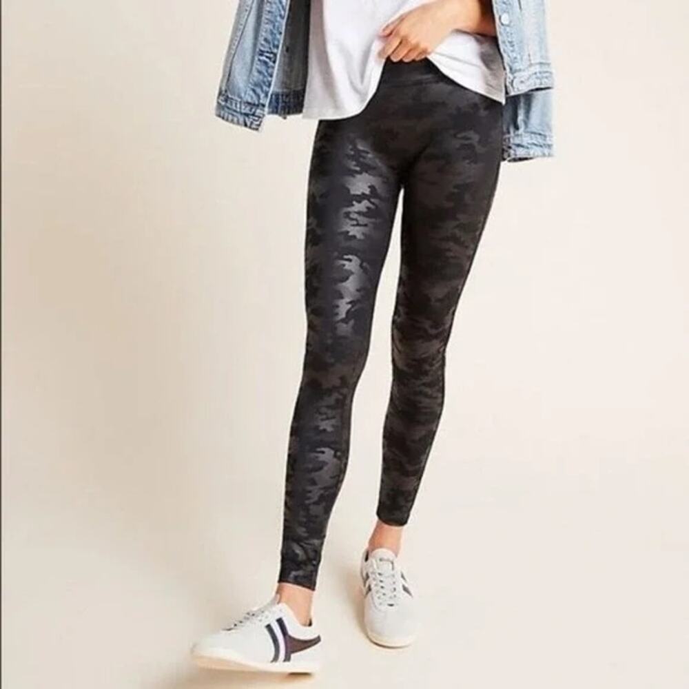 [SPANX] Faux Leather Camo Print Black Matte High Rise Shaping Leggings Size XL